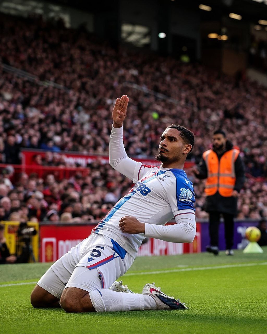 ማንቸስተር ዩናይትድ ክሪስታል ፓላስን በማሸነፍ ደረጃውን ወደ 3ኛ ከፍ አደረገ